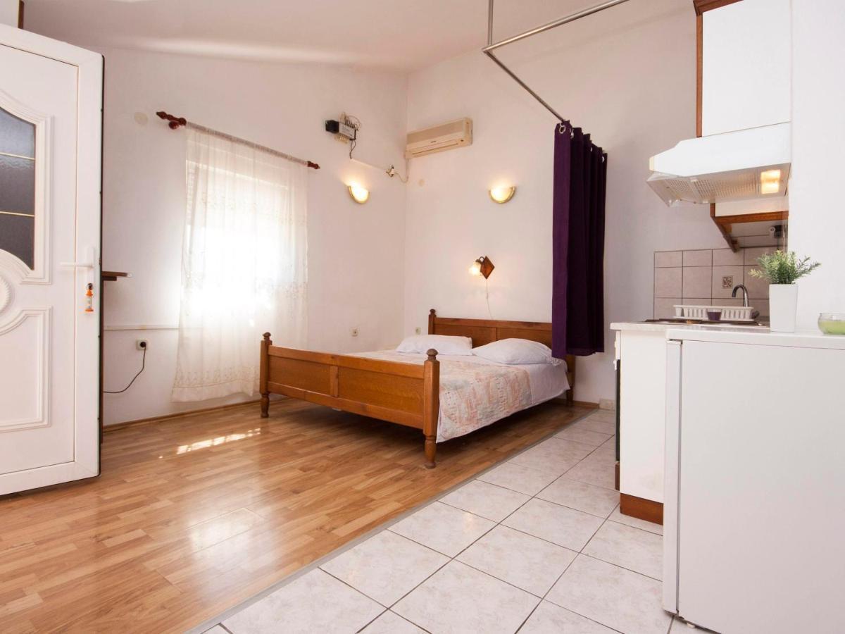 Apartments Skarpa 1601 Rogoznica  Ngoại thất bức ảnh