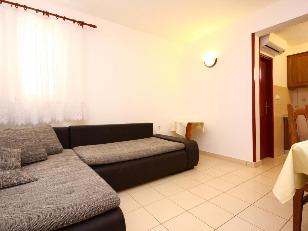 Apartments Skarpa 1601 Rogoznica  Ngoại thất bức ảnh