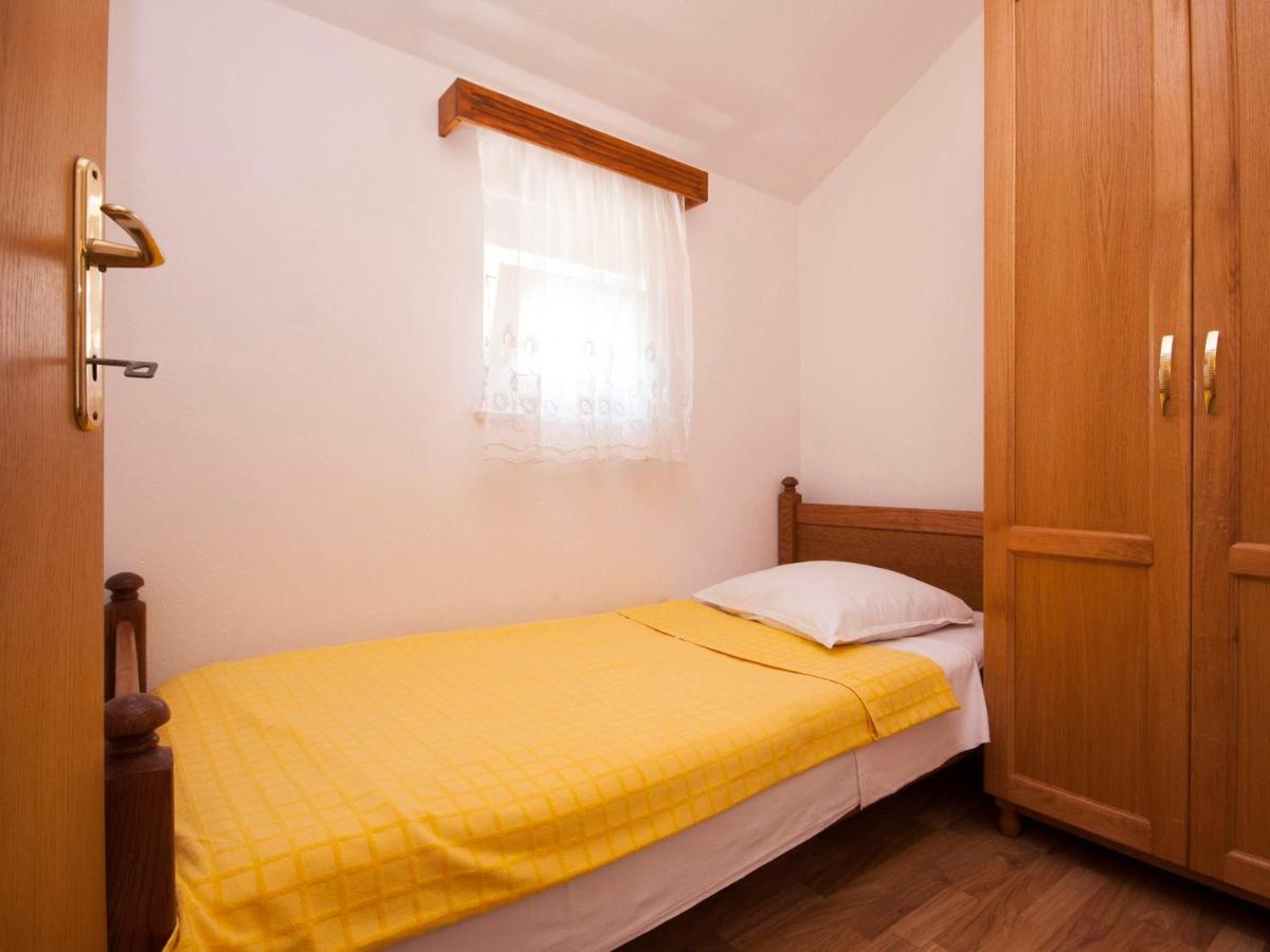 Apartments Skarpa 1601 Rogoznica  Ngoại thất bức ảnh